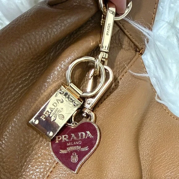 Vintage Prada Brown Leather Hobo Bag medium - Picture 4 of 9